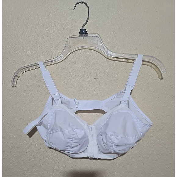 Exquisite Other - Vtg Exquisite Form White Full Coverage Unlined Pointy Cup Wire Free Bra Size 38B